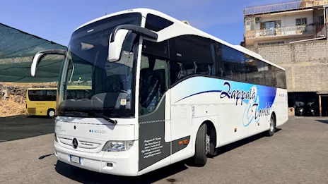 Mercedes Tourismo 15RHD