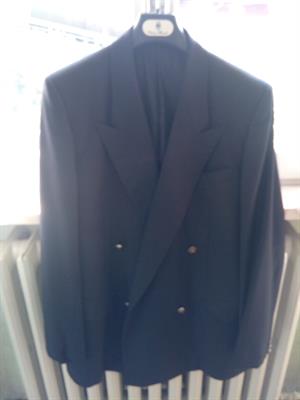 Giacca da uomo blu taglia 48. Portata