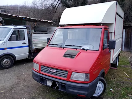 Iveco Daily 35.8 gasolio trasporto animali vivi bestiame Cassone Fisso - Foto 3