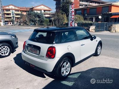 MINI Cooper 1.5 Cooper Hype STEPTRONIC - EURO 6C Anno 2018, cambio: automatico - Foto 5