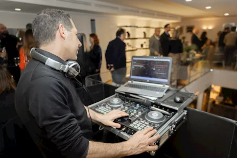 Deejay set karaoke pianobar animazione per eventi - Foto 3