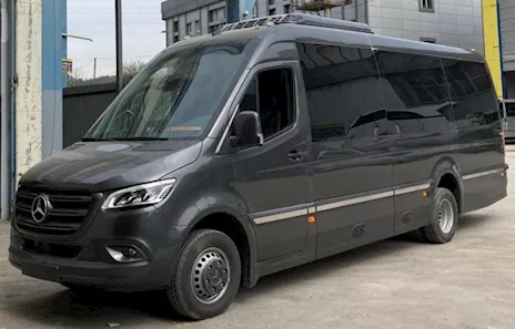 Nuovo 21 Posti Mercedes in lavorazione 7,76 mt. Sprinter 519