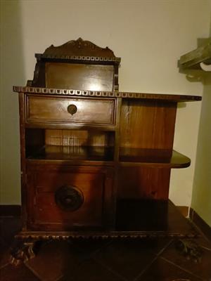 Mobiletto noce