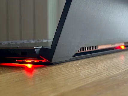 ASUS ROG GX501 portatile gaming laptop - Anteprima 3