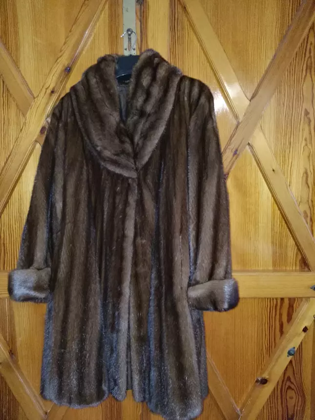 Pelliccia di visone, taglia l