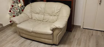 Divano in vera pelle 2 posti colore beige non divano letto