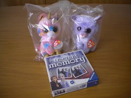 2 PELUCHE MULTICOLORE TY + 48 CARTE DISNEY FROZEN