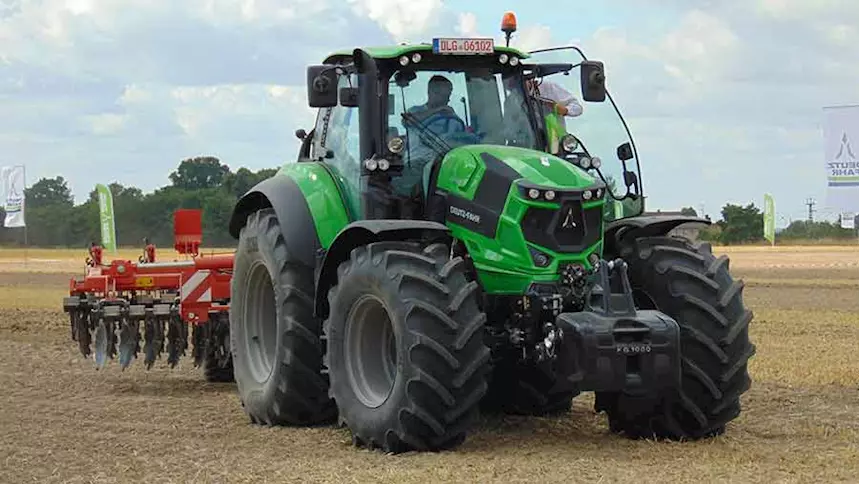 Foto 4Trattori Marca Deutz-Fahr