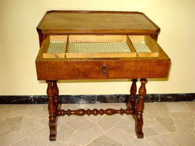 Mobiletto antico 800 Luigi Filippo in noce massello - Foto 2