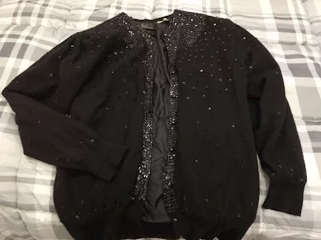 Giacchetto in lana con paillettes