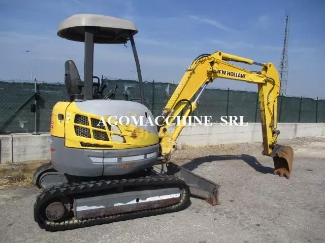 Foto 8New Holland E30.2SR Tipologia Escavatore