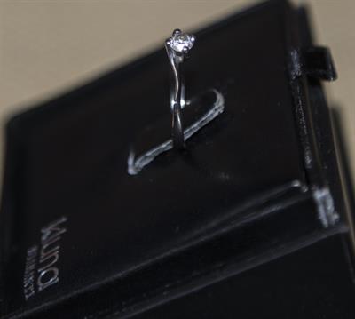 Anello solitario oro bianco 0,30 carati
