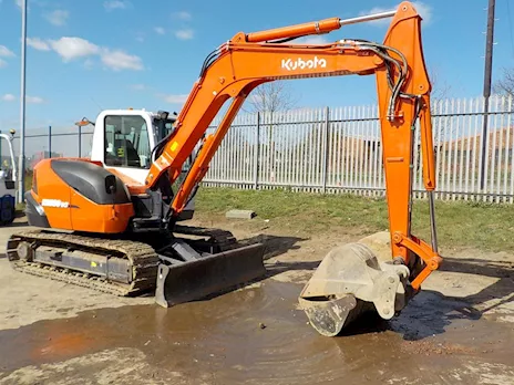 2013 Kubota KX080-3A midi escavatore