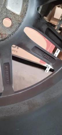 Cerchi Audi A3 originali 18 gommate, modello originale Audi, ottimo stato - Foto 3