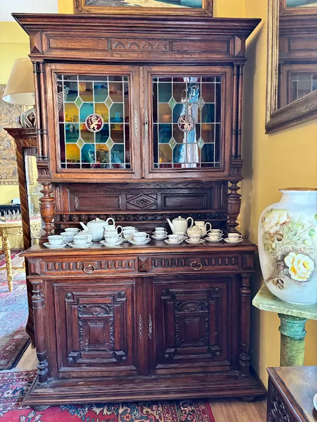 Antica credenza doppio corpo stile Neorinascimentale del 900, in legno massello - Foto 1