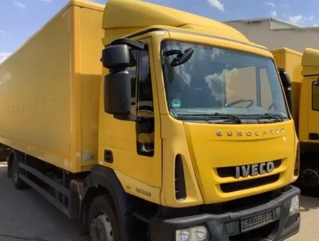 Eurocargo 120 28 Marca Iveco Camion Autocarri A Bari eurocargo-120-28-marca-iveco-camion-autocarri-a-bari