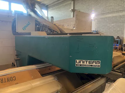 Centro fresatura legno Uniteam