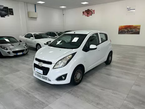 Chevrolet Spark 1.0 LT