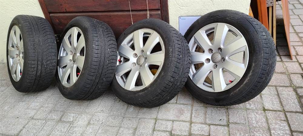 Ruote complete in lega R16 originali Audi con gomme termiche