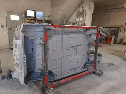 Carrello per restauro piccole auto d'epoca