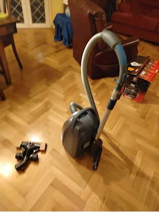 Aspirapolvere Hoover Athos Cordless, €50 + Event.Sped.€30 - Foto 4