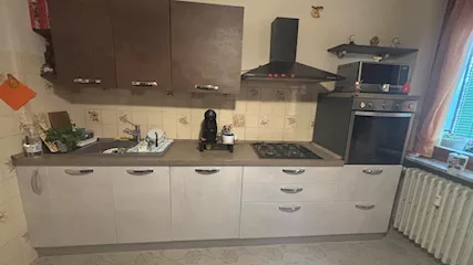 Cucina Lineare, completa di elettrodomestici, come nuovo - Anteprima 1