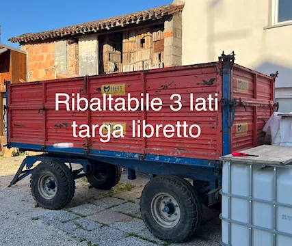 Rimorchio ribaltabile