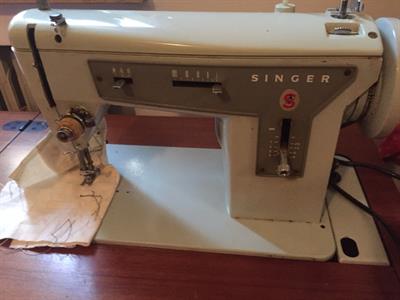 Singer 267 modello ad armadio, in buone condizioni, prezzo trattabile - Anteprima 1