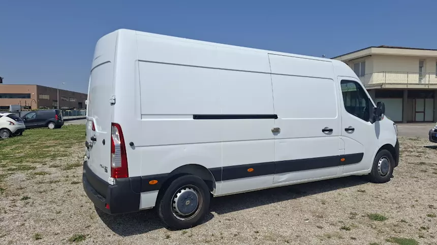 Foto 3Renault Master - Anno 2021 - Furgone Passo Lungo, cambio manuale