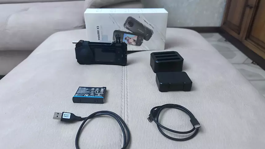 Foto 6Insta 360 X3 con doppia batteria originale €290, come nuova