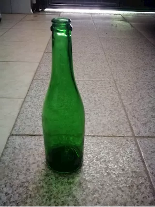 Bottiglie a corona da vino