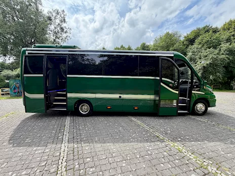 Iveco Cuby 70C Tourist Line da 29+1+1 posti