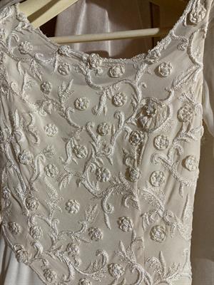 Abito da sposa in chiffon di seta