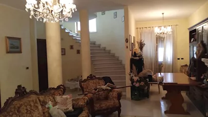 FinImmobil VENDE in Lecce-zona Villa Convento Villa mq.420 - Foto 3
