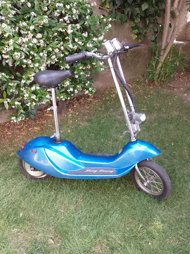 Mini scuter elettrico 24 volt un ottime condizioni