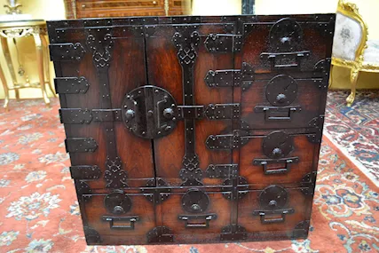 Antica cassettiera giapponese Tansu fine 800 inizi del 900