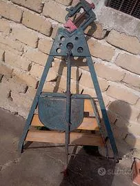 Cavalletto tubista