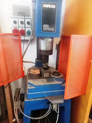 Pressa pneumatica usata WALCO 20 Tonn, in ottime condizioni - Foto 2