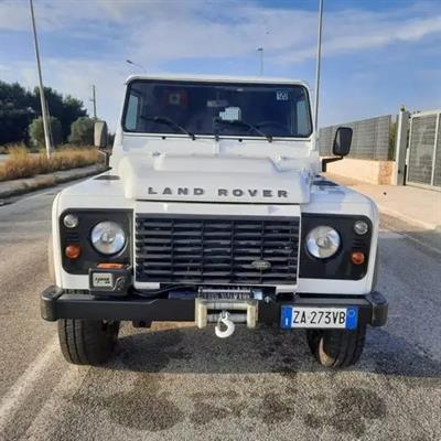 Land Rover Defender 110 2.2 TD4 Hard Top N1