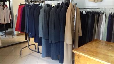 Abbigliamento sartoriale donna in stock