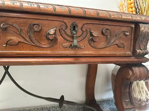 Consolle spagnola del 1900