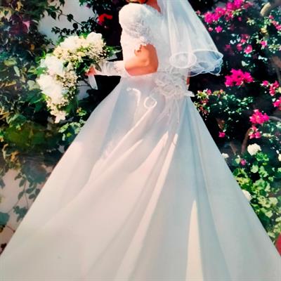Abito da sposa creazioni Elena.