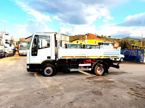 Camion Iveco Eurocargo 60e15 tector ribaltabile