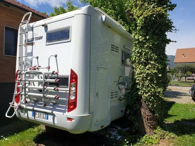 Roller Team GRANDUCA GT 2008 € 15300 Km 88500 Diesel Manuale - Foto 2