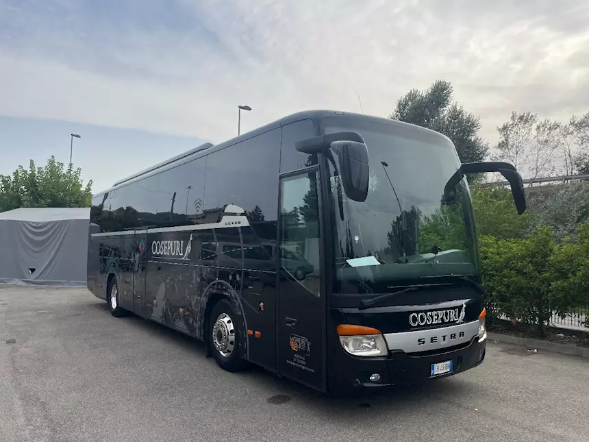 Setra 415 GT-HD Anno 2012 Km 1060000 Euro 5, ottimo stato