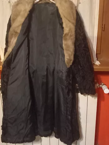 Cappotto vintage di Astracan, colore nero, taglia 50 - Anteprima 4