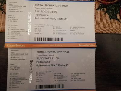 EXTRA LIBERTÀ LIVE TOUR di Alessandro Siani