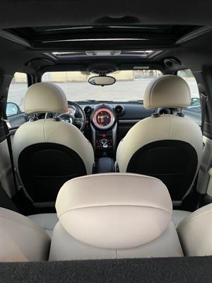 Mini Modello Countryman Cooper D, color panna, full optional - Anteprima 6