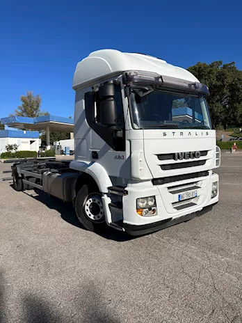 Stralis 190AT420 casse mobili cambio manuale Iveco Anno 2013, gommato nuovo - Foto 3
