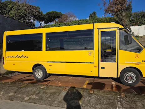 Scuolabus Marca Iveco Anno 1999 Km 0, ottimo stato - Anteprima 2
